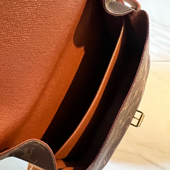 Real authentic vintage Louis Vuitton buckle no zipper hand bag - Picture 9 of 13